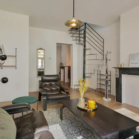 Apartment Tastefully Renovated In Retro-style In Centre Of Ostend
