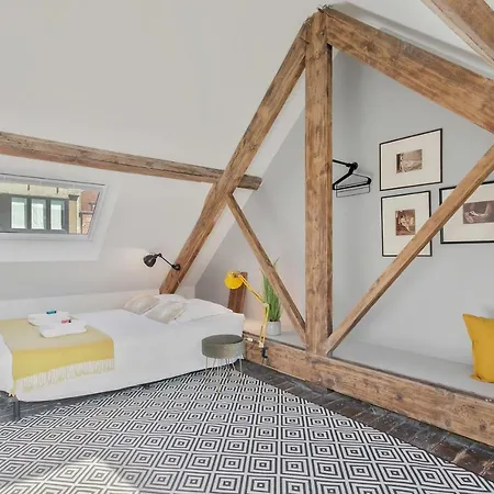 Apartamento Tastefully Renovated In Retro-style In Centre Of Ostende